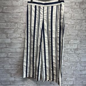 Ann Taylor LOFT wide leg crop cotton blue white striped pants women’s small NWT
